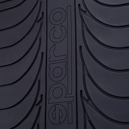 Tapete Alfombra Para Auto Universal Uso Rudo Juego 4 Pz Gris