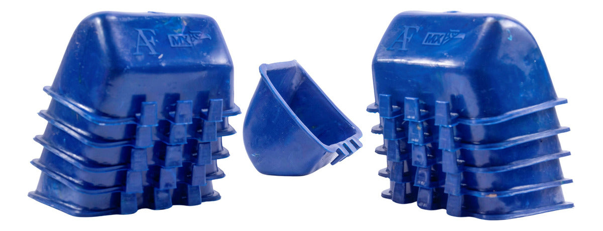 Comederos Para Gallos Champions Ave Jaula 50pz +3pz Regalo