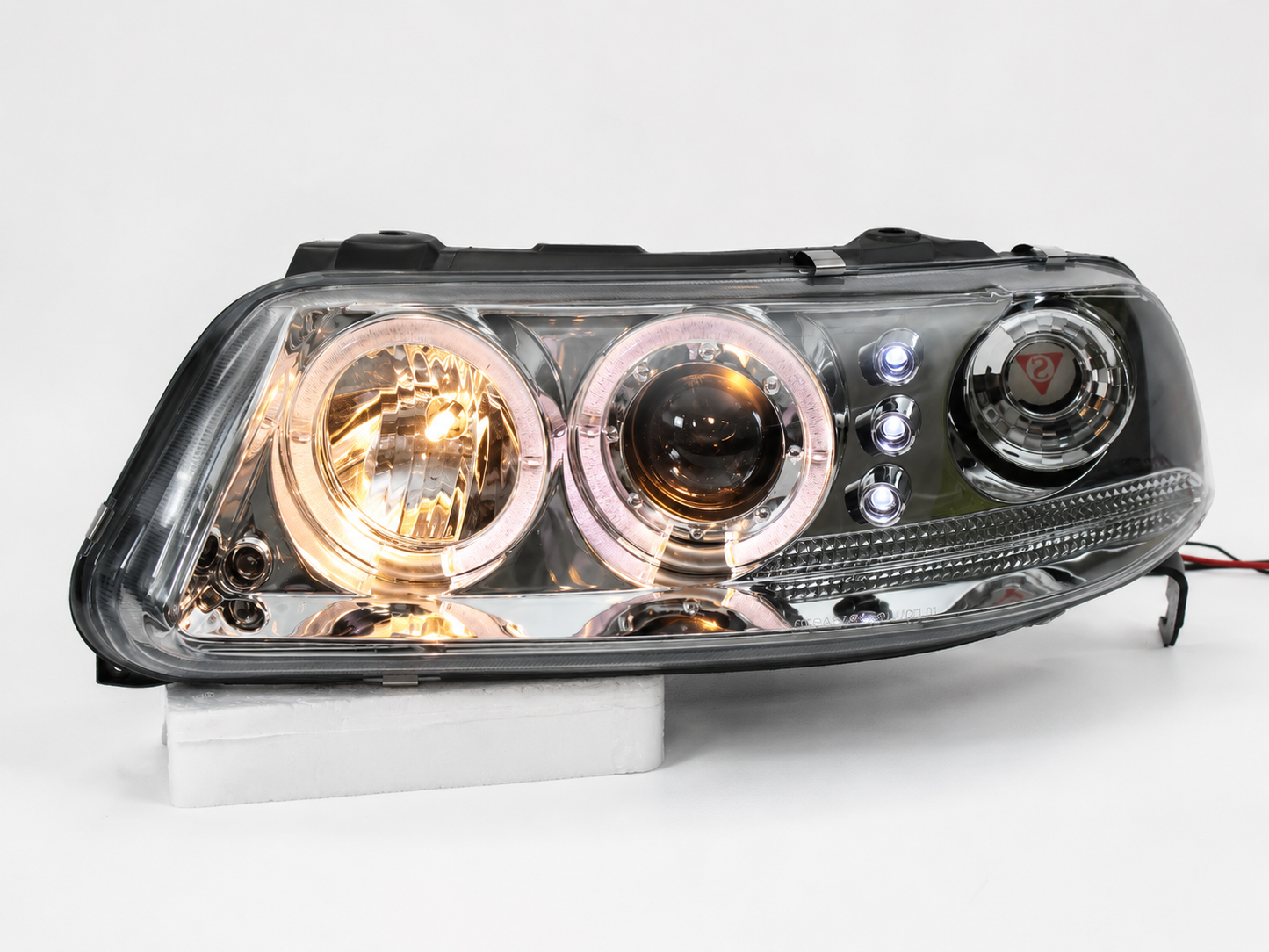 Faros Led Vw Pointer 2001 Ojo De Angel Halo Par Cromo-Claro