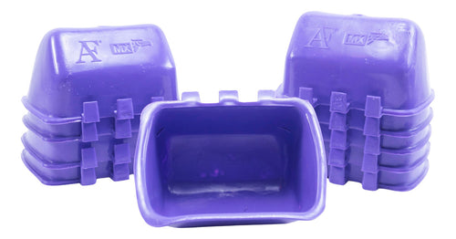 Comederos Gallos Champions Morado  50 Pz + 3 De Regalo
