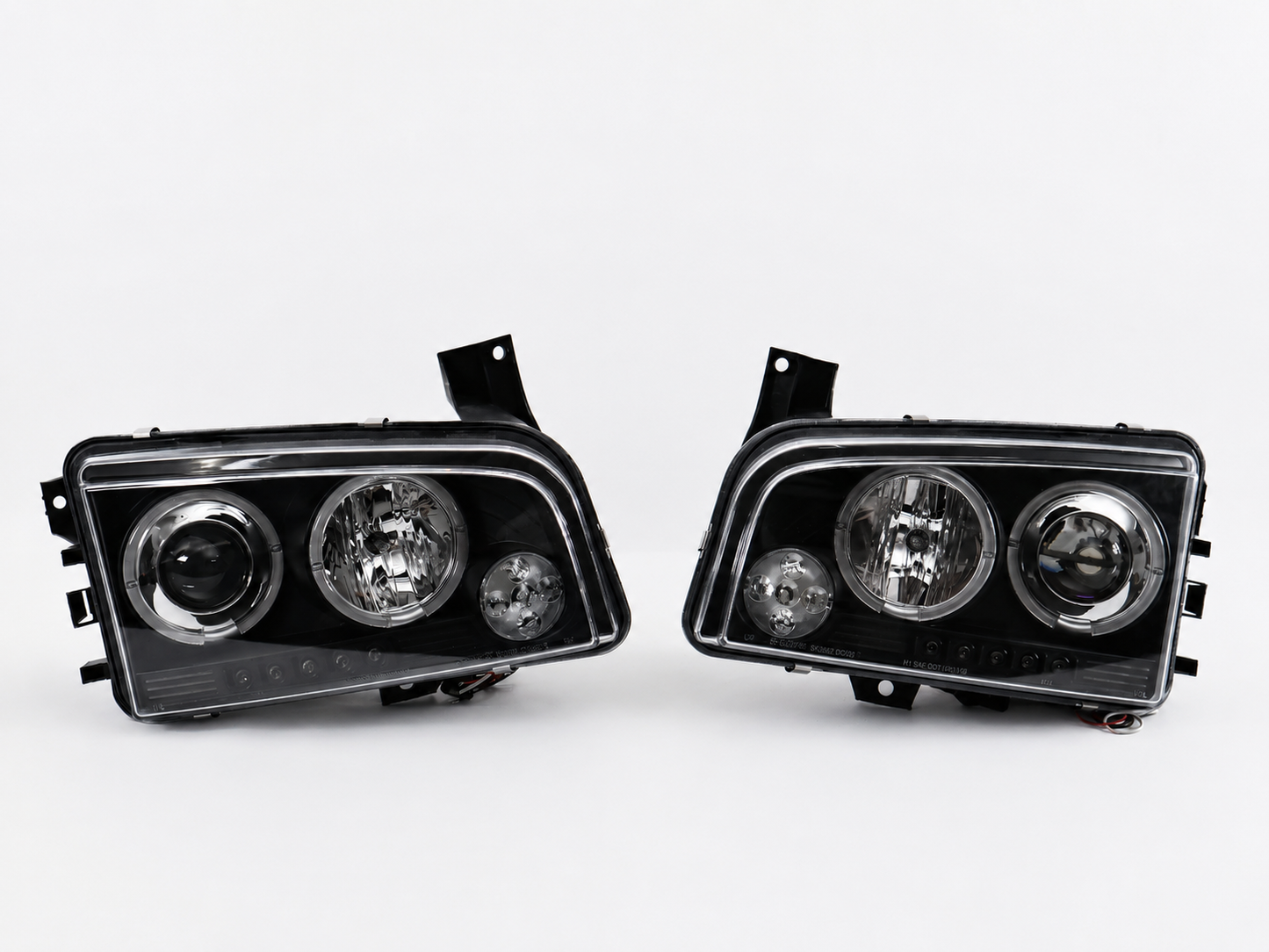 Faros Dodge Charger 2005 Ojo De Ángel Led Fondo Negro Par