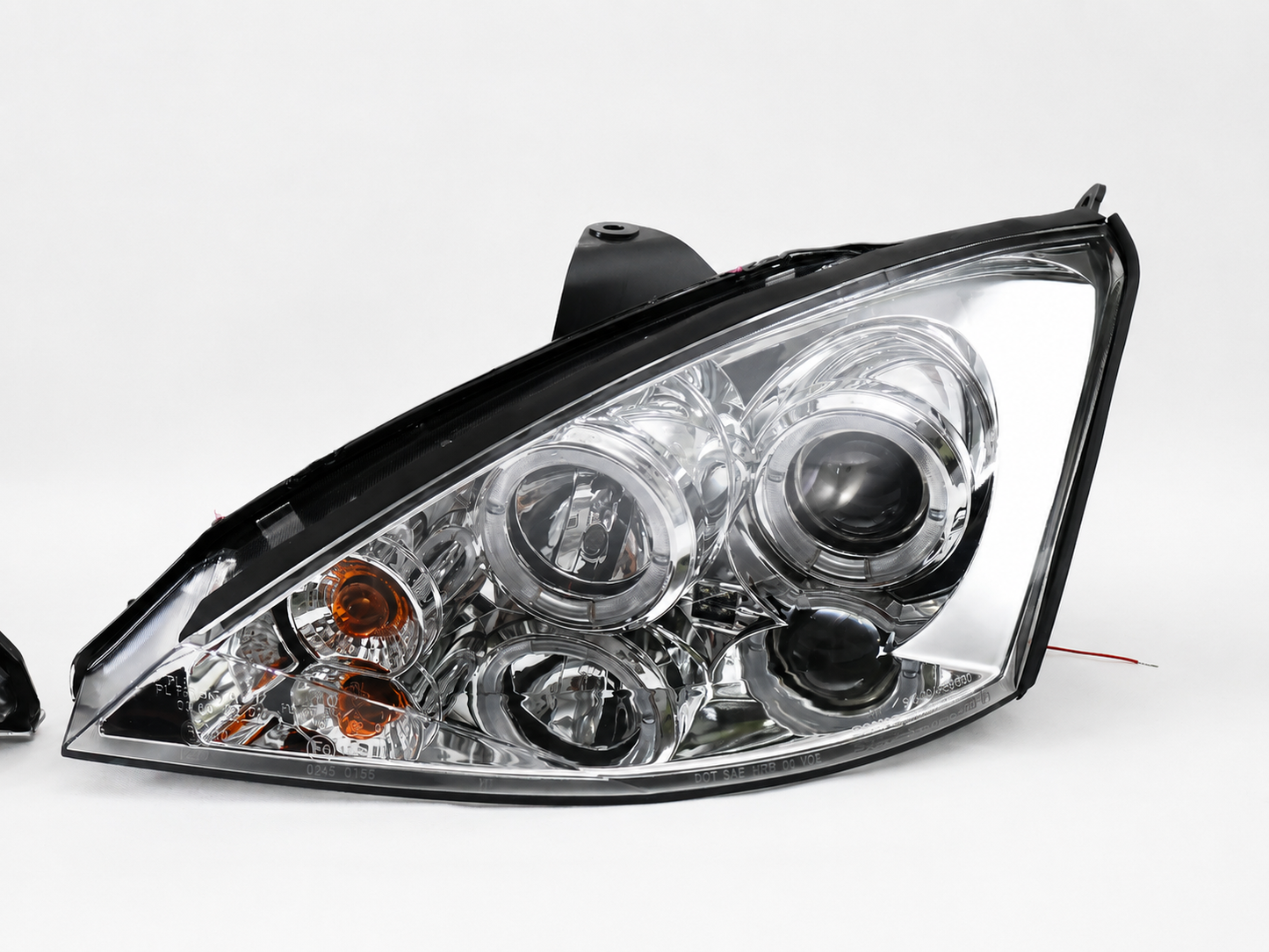 Faros Led Ford Focus 98-00 Ojo De Angel Cromados Par
