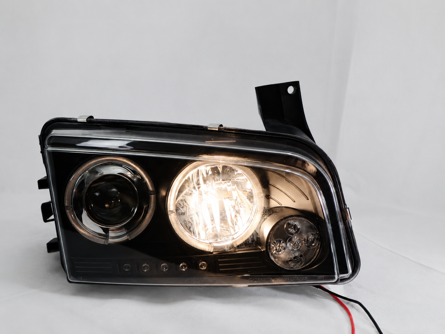 Faros Dodge Charger 2005 Ojo De Ángel Led Fondo Negro Par