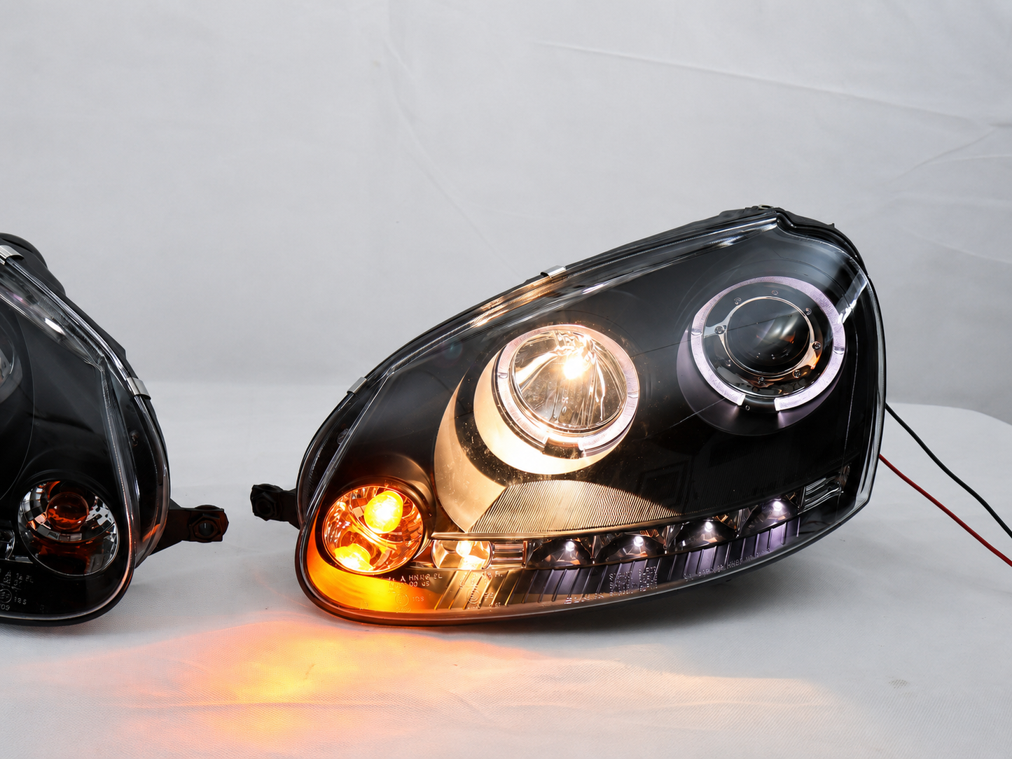 Faros Led Vw Golf V Mk5 03-Up Ojo De Angel Par