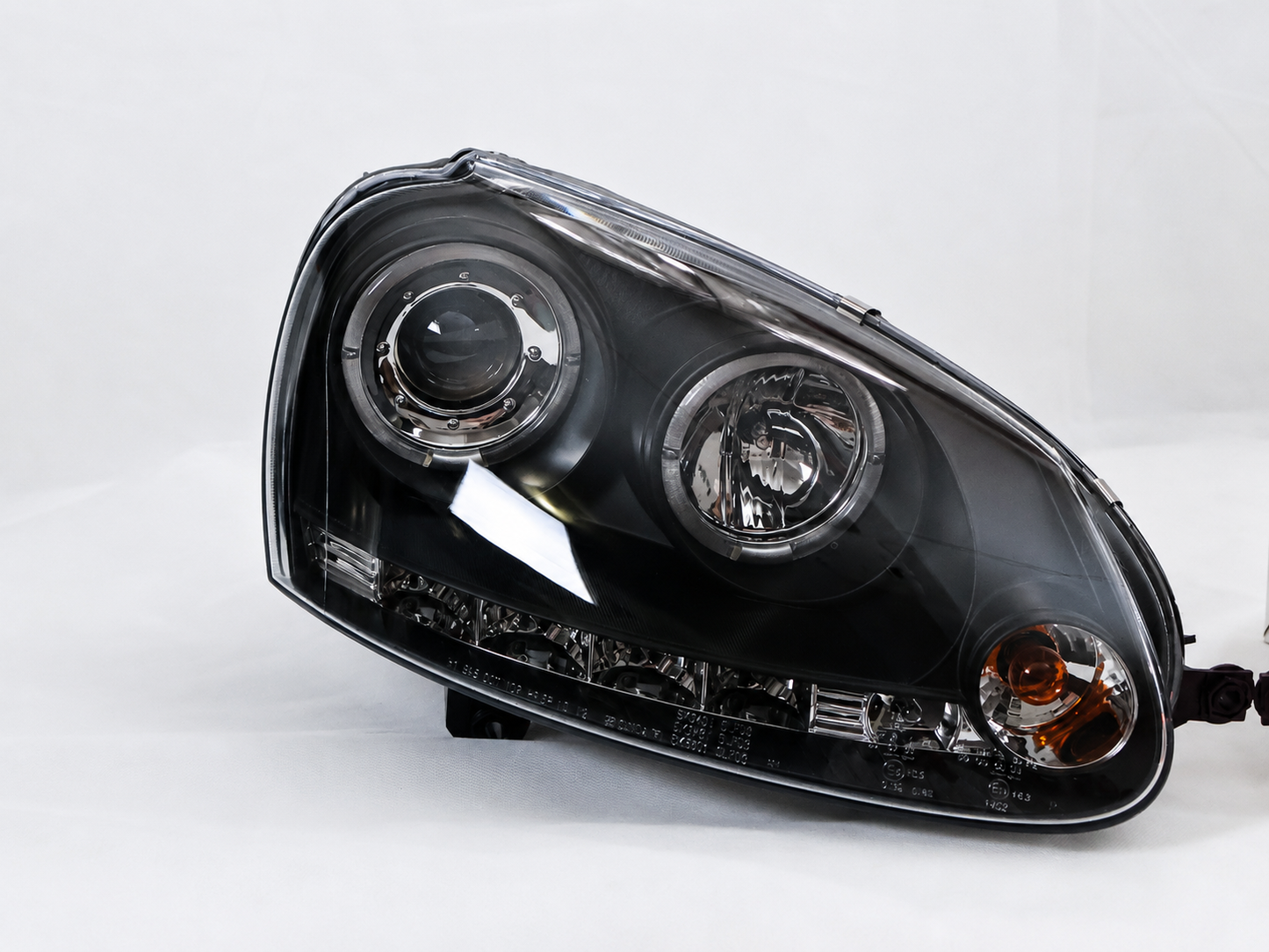 Faros Led Vw Golf V Mk5 03-Up Ojo De Angel Par