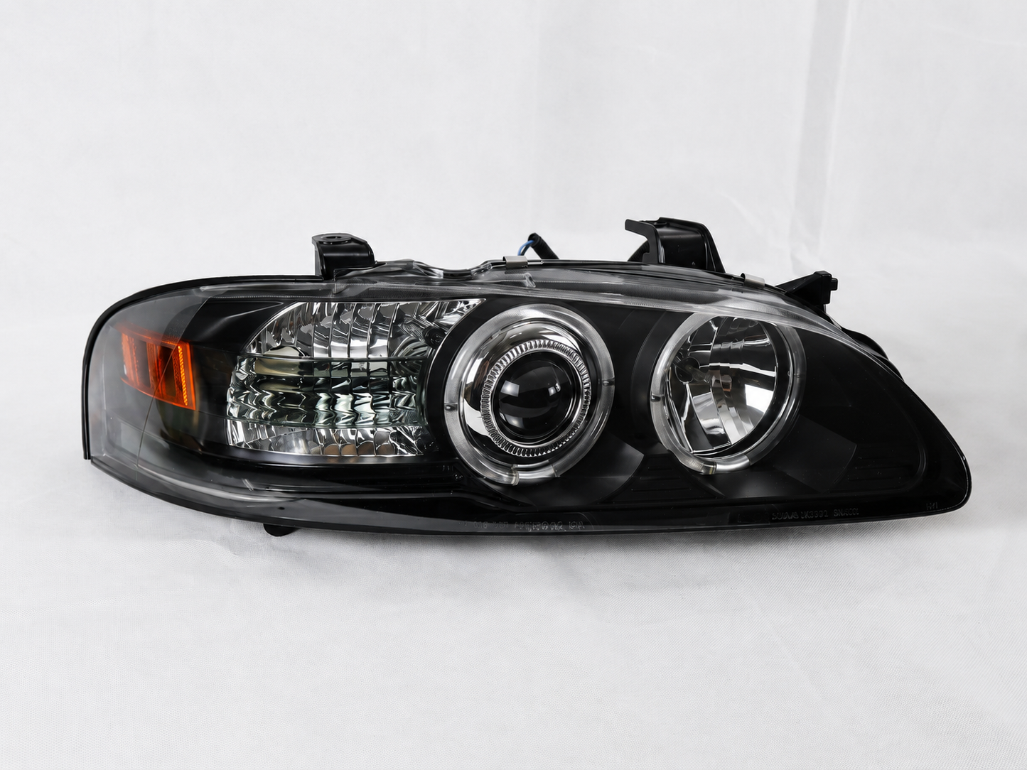 Faros Led Nissan Sentra 2000 Up B15 Ojo De Angel Par